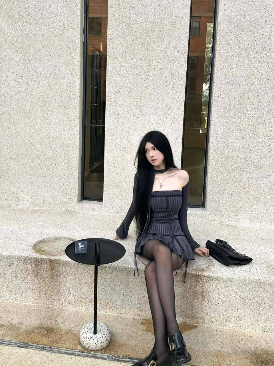 AgADR8UxG0mDoVY.jpg