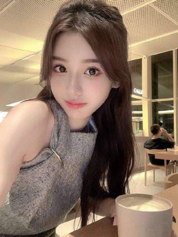 AgADp8oxG1ae8VU.jpg