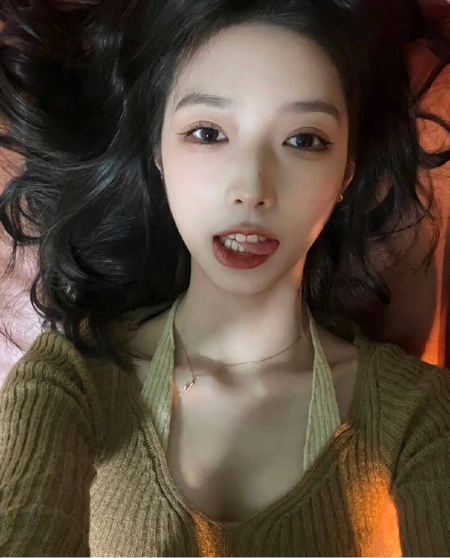 AgADusIxG4ig-VY.jpg